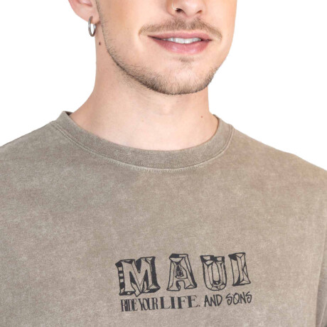 Remera Maui and Sons - Surf Company - Verde Oliva Remera Maui and Sons - Surf Company - Verde Oliva