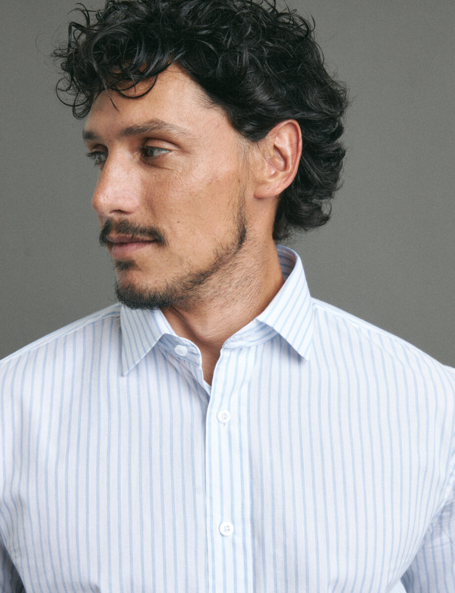 012626 CAMISA HARRINGTON LABEL Blanco/celeste