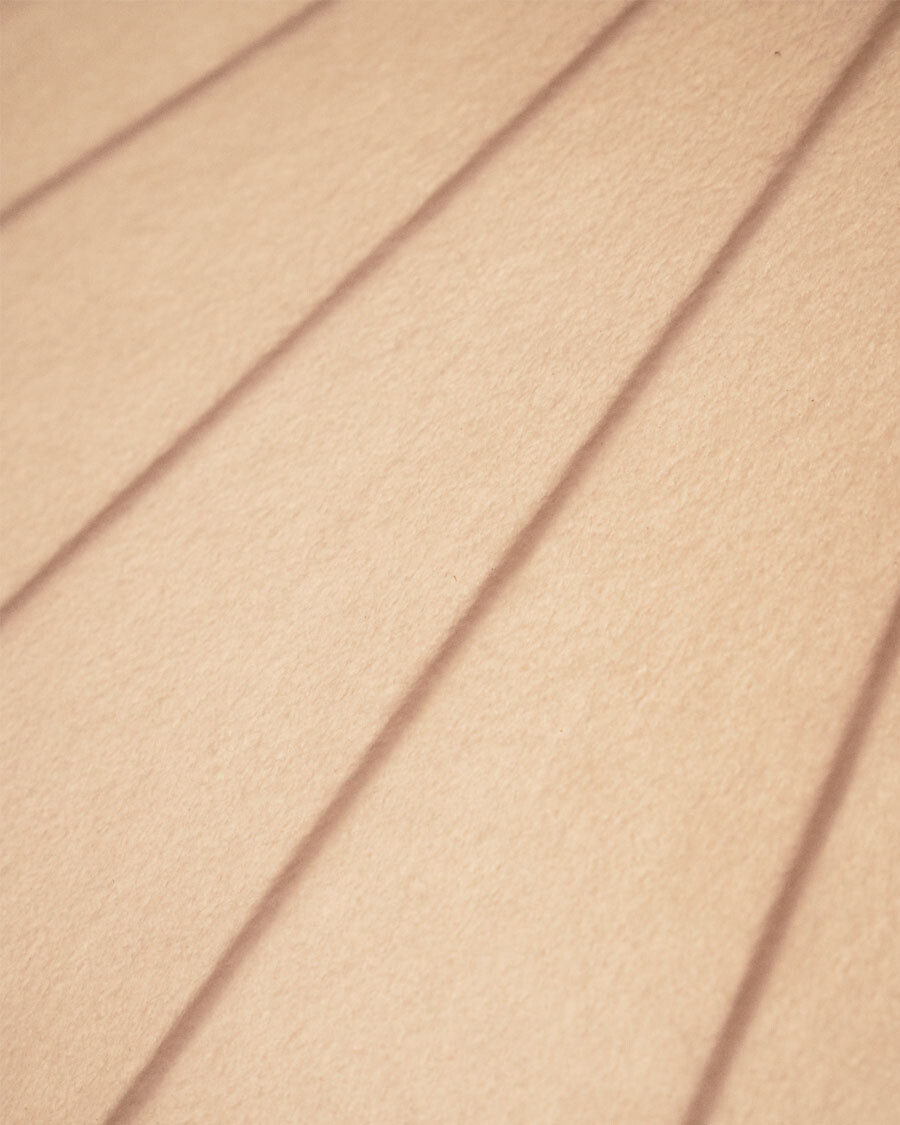 Lámpara de techo Somar de fibras sintéticas y varillas de acero Ø30 cm