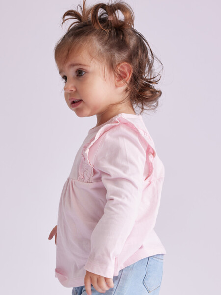 Remera manga larga corte y volados Rosa