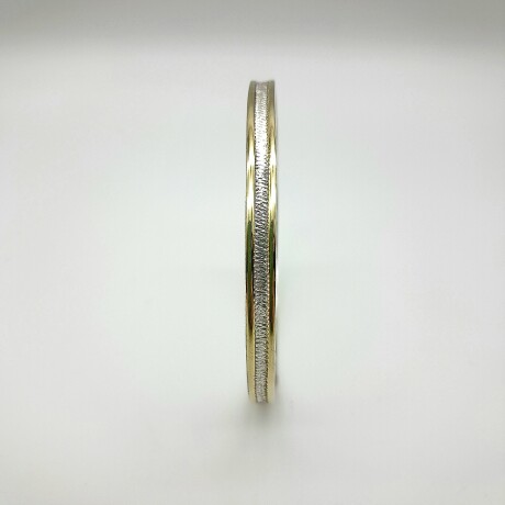 Esclava de plata 925 y double en oro 18 ktes. Esclava de plata 925 y double en oro 18 ktes.