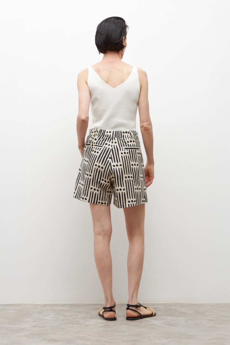 Short con estampa geométrica negro