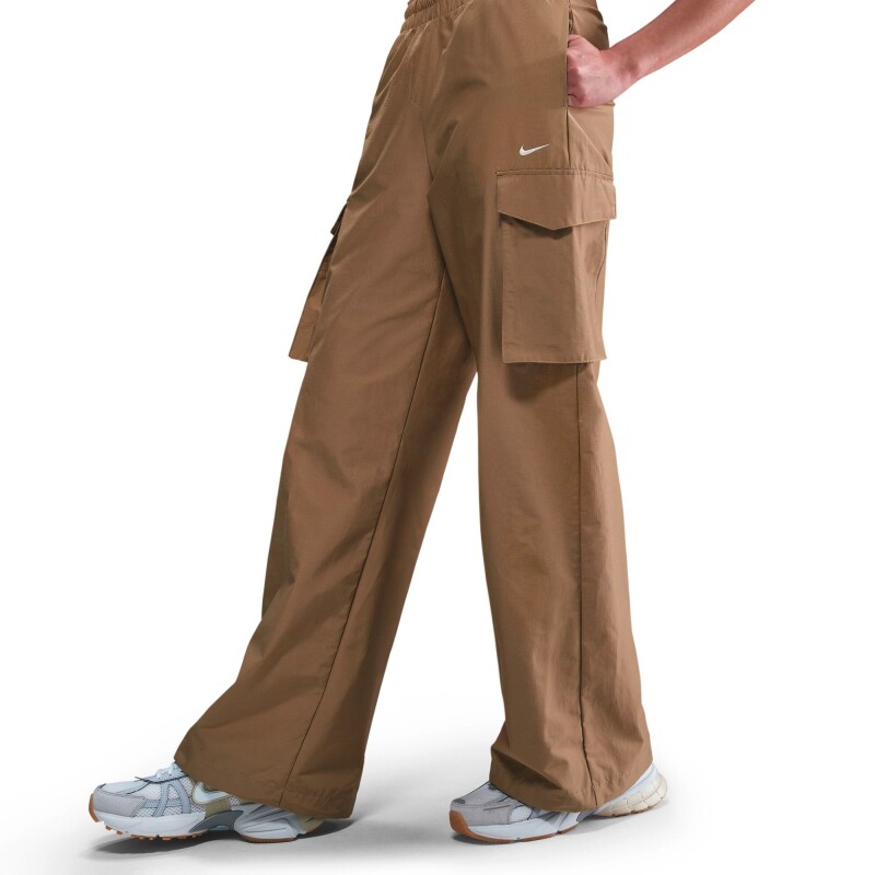 Pantalón Nike Sportswear Everything Wovens de Mujer Crema