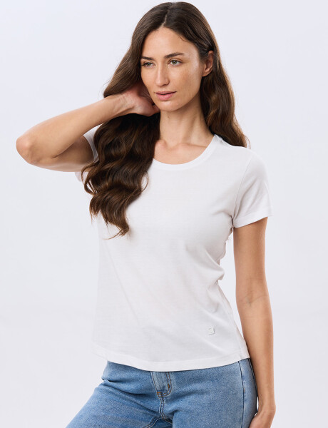 REMERA BÁSICA DE ALGODÓN Blanco
