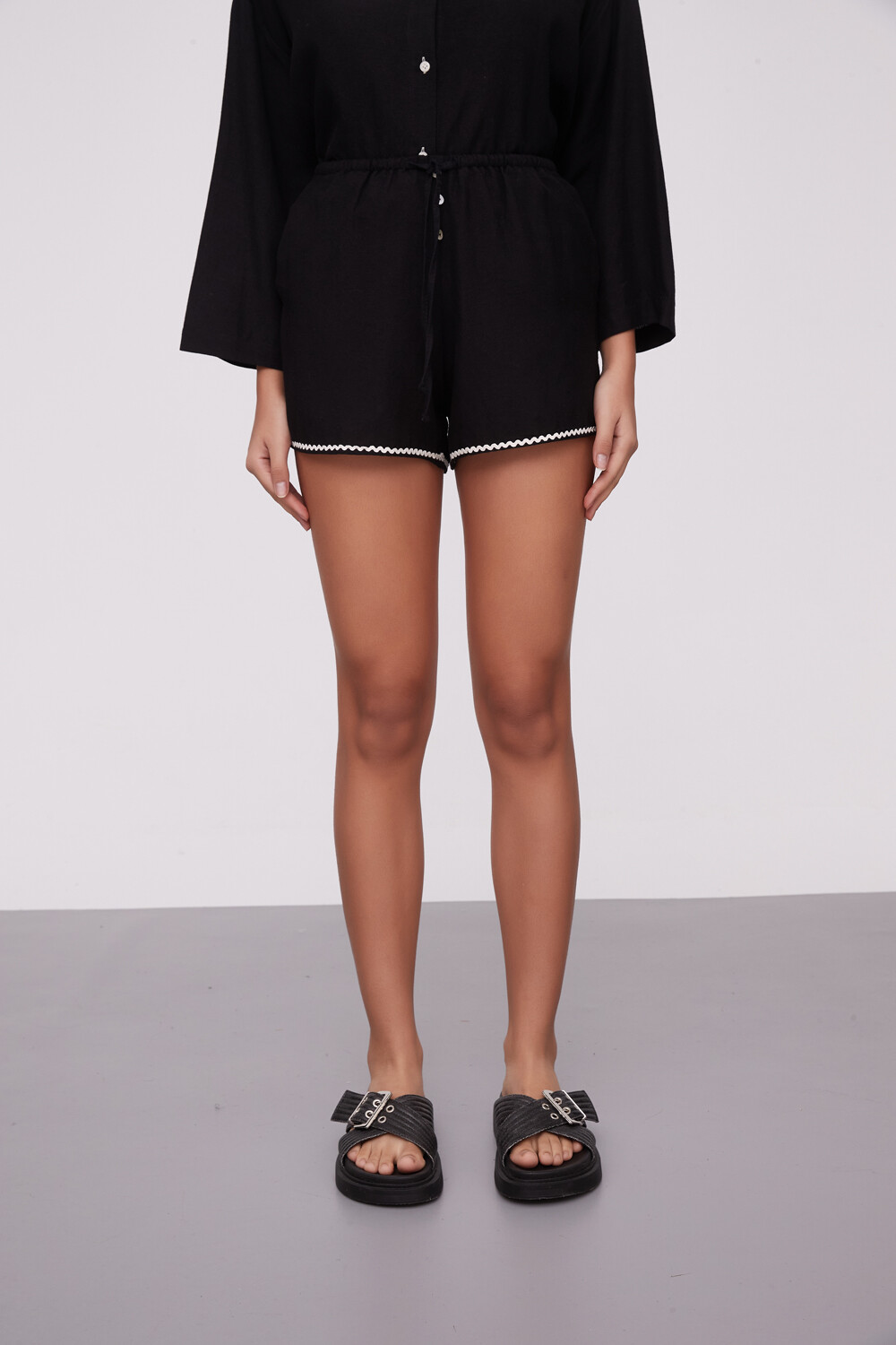Short Weldena Negro