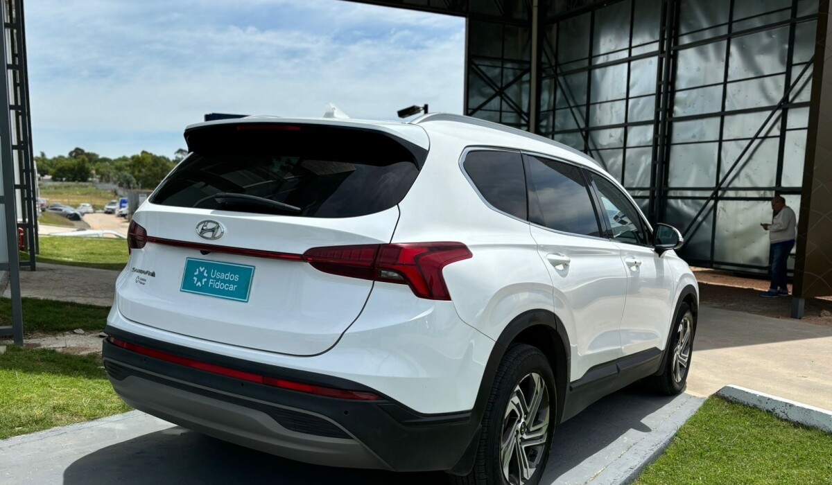 Hyundai New Santa Fe 2.5 Premium - 2022 (7Plz) Hyundai New Santa Fe 2.5 Premium - 2022 (7Plz)