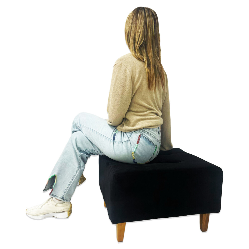 Puff tela y patas de madera Negro