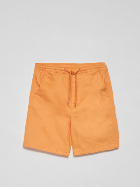 Bermuda casual con lavado Naranja