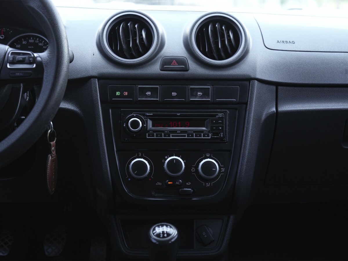 Volkswagen Gol Trendline 1.6 Extra full 2011 Volkswagen Gol Trendline 1.6 Extra full 2011