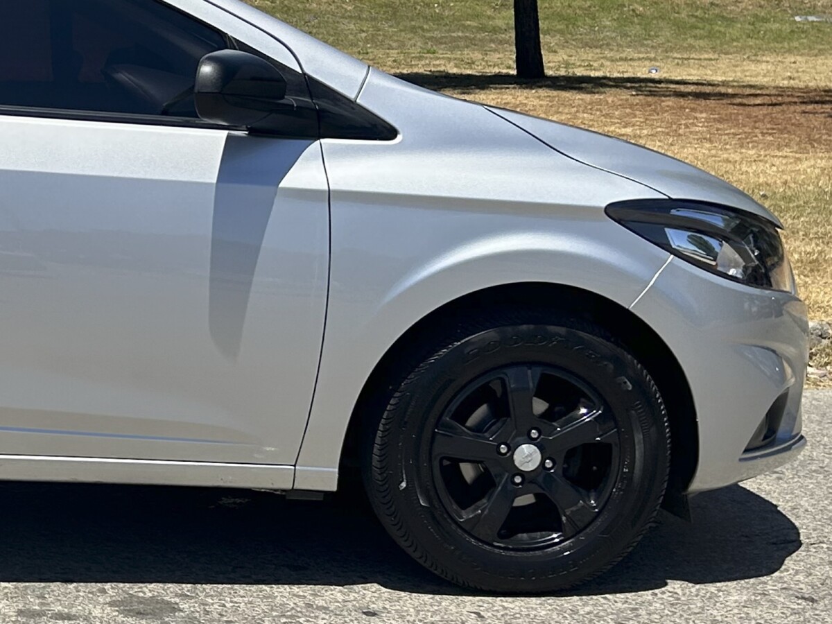 Chevrolet Joy Plus 1.0 Sedan Extra Full | Permuta / Financia Chevrolet Joy Plus 1.0 Sedan Extra Full | Permuta / Financia