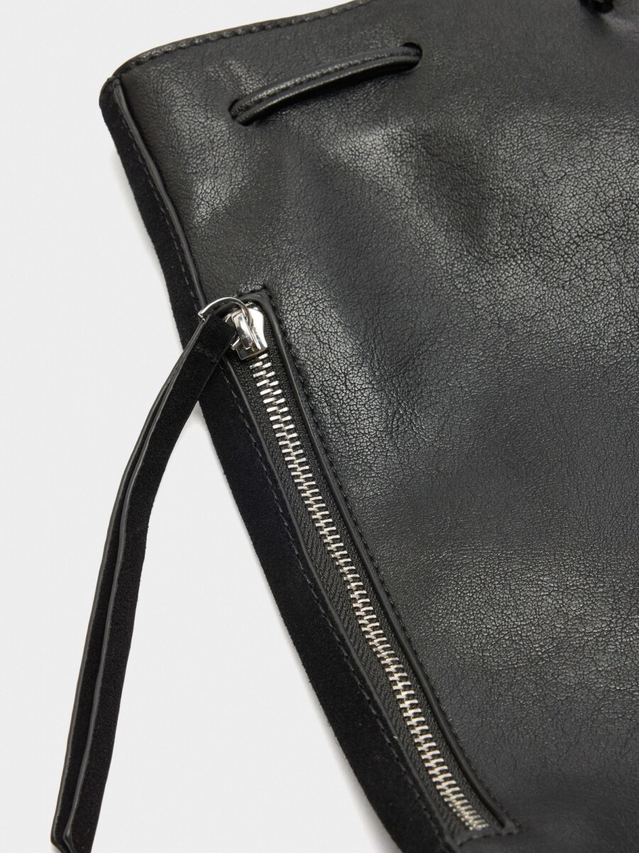 Mochila Con Piel negro