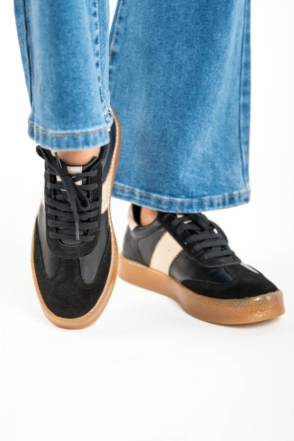 Zapatilla Combinada Cuero Negro