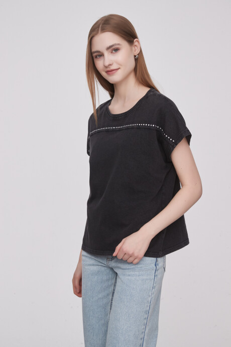 Remera Nedre Negro