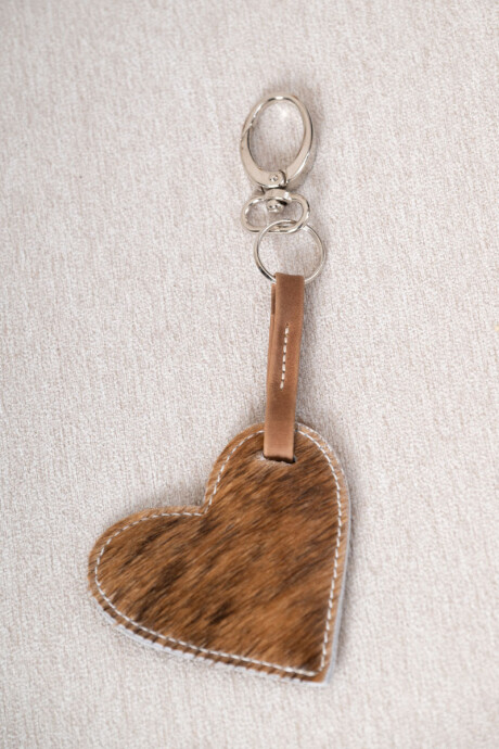 Llavero love Pelo beige