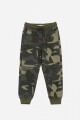 Jogger camuflado VERDE