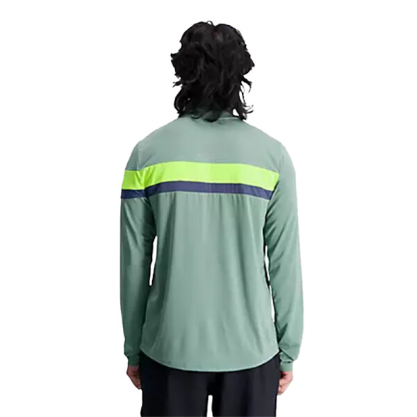 Buzo New Balance Accelerate Half Zip Verde