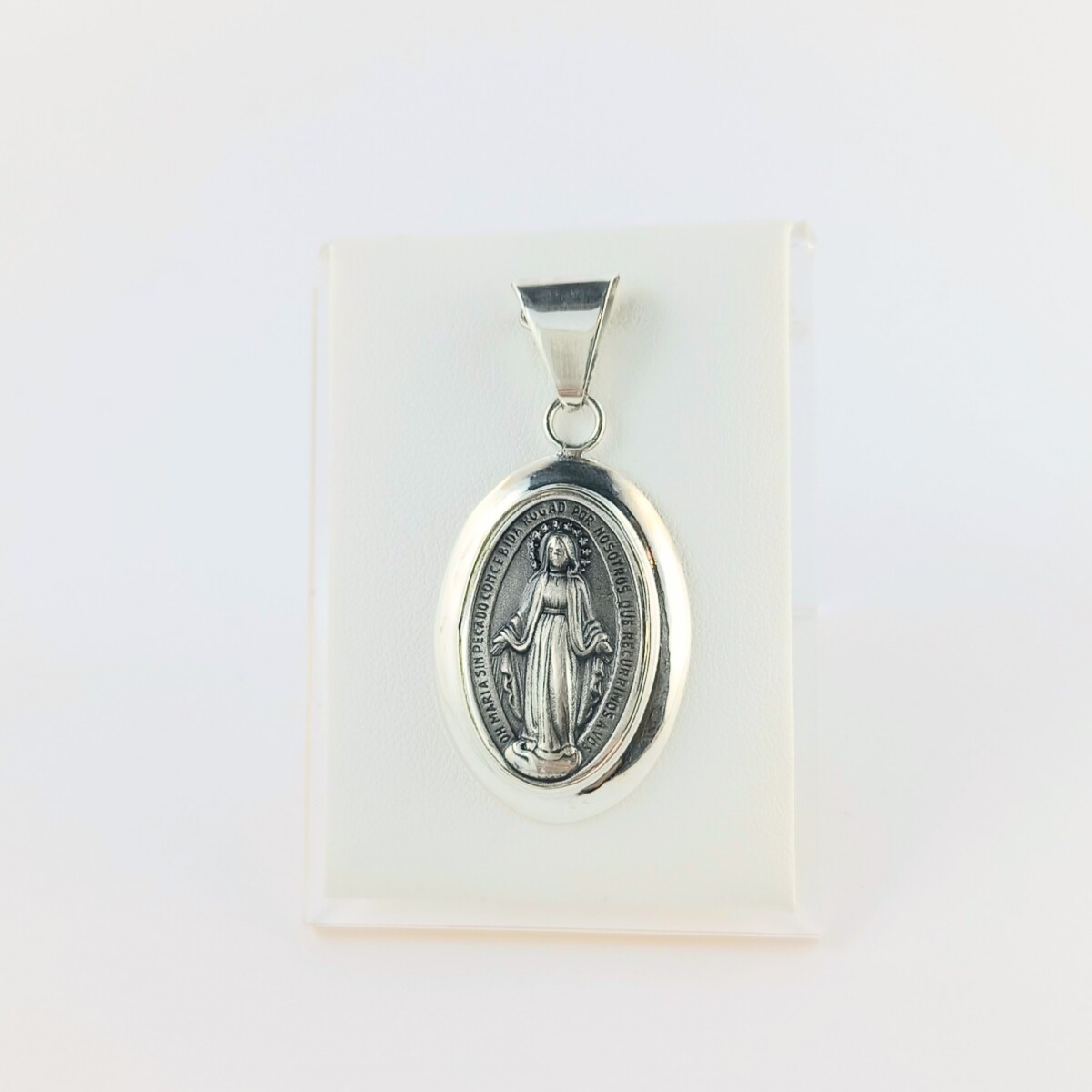 Medalla de la Virgen Milagrosa en plata 925. Ideal para Cunero. 