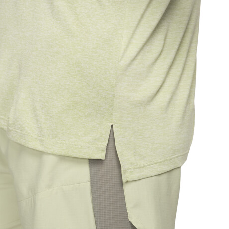 REMERA NIKE RISE 365 DRIFIT 371