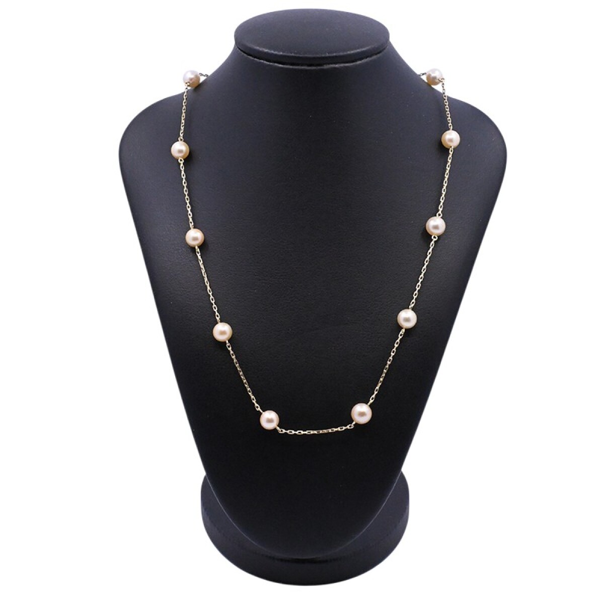 Cadena oro 18 k y 12 perlas de cultivo. 