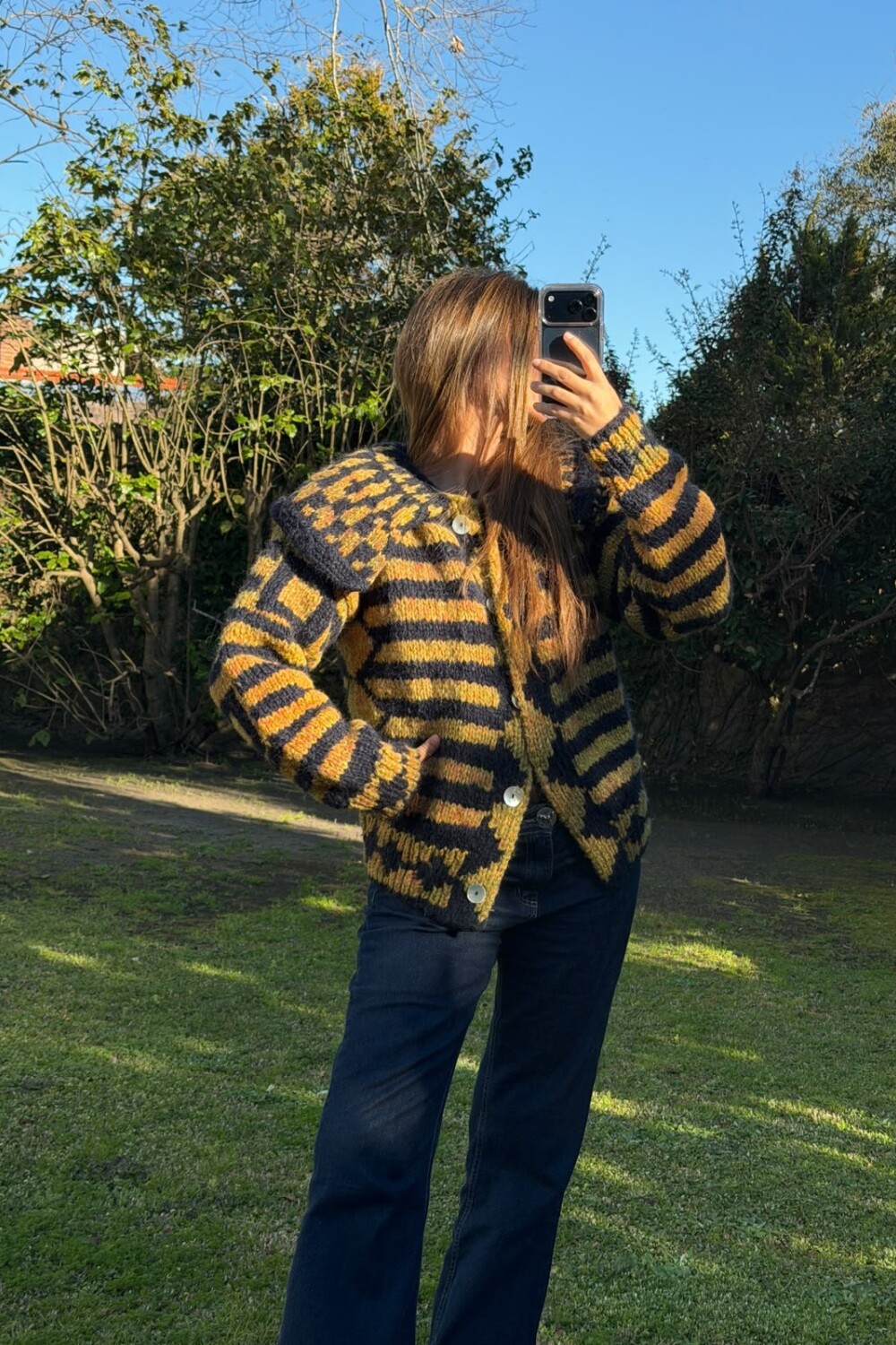 Short Eclectic Sweater Mostaza / Azul Marino