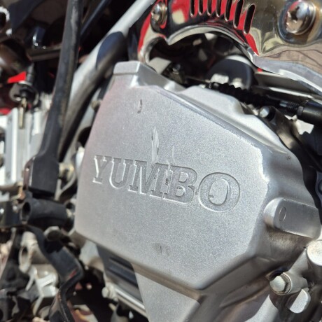 Yumbo DK125 F Usada Yumbo DK125 F Usada