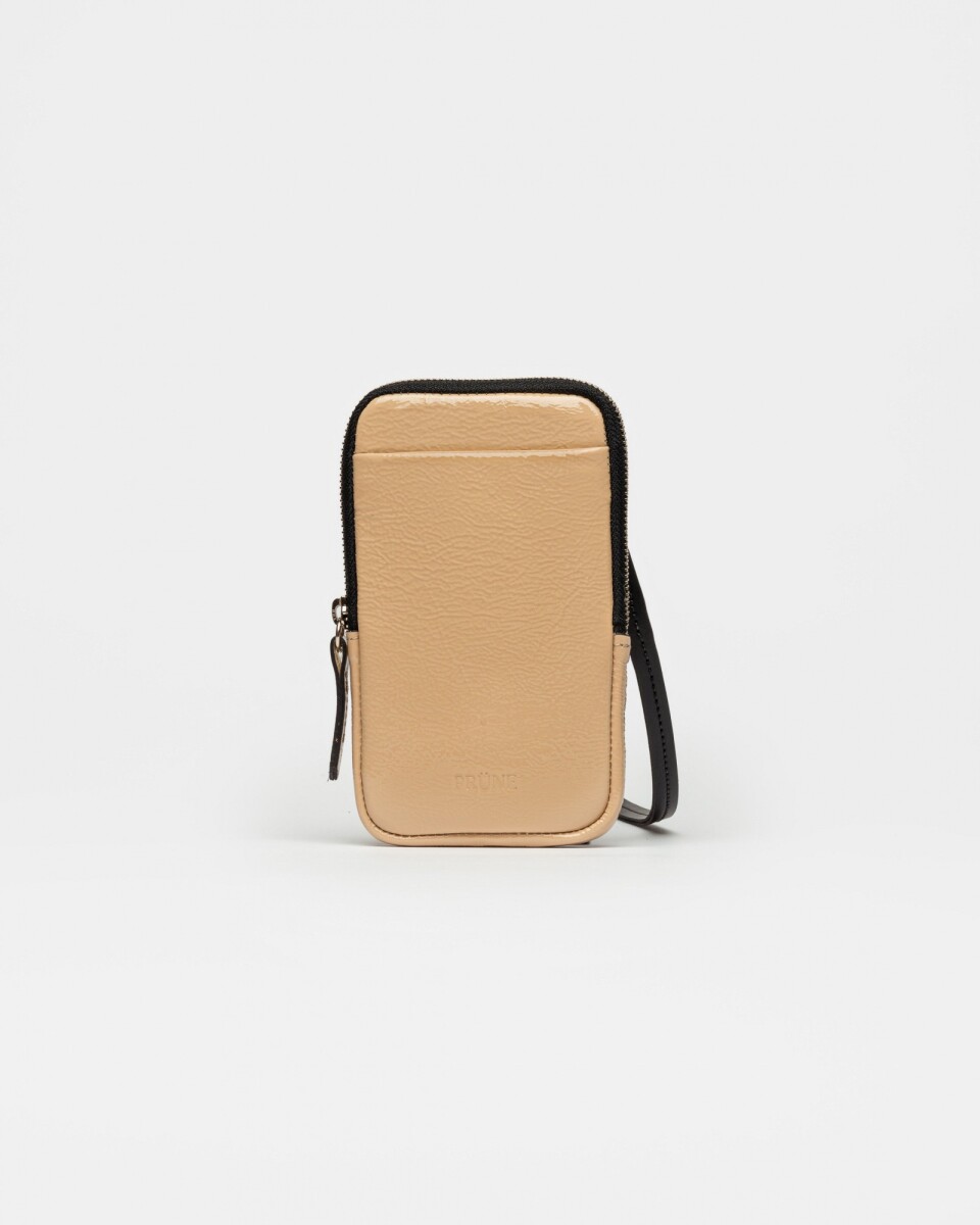 Porta celular Pia en cuero charol arrugado - Camel 
