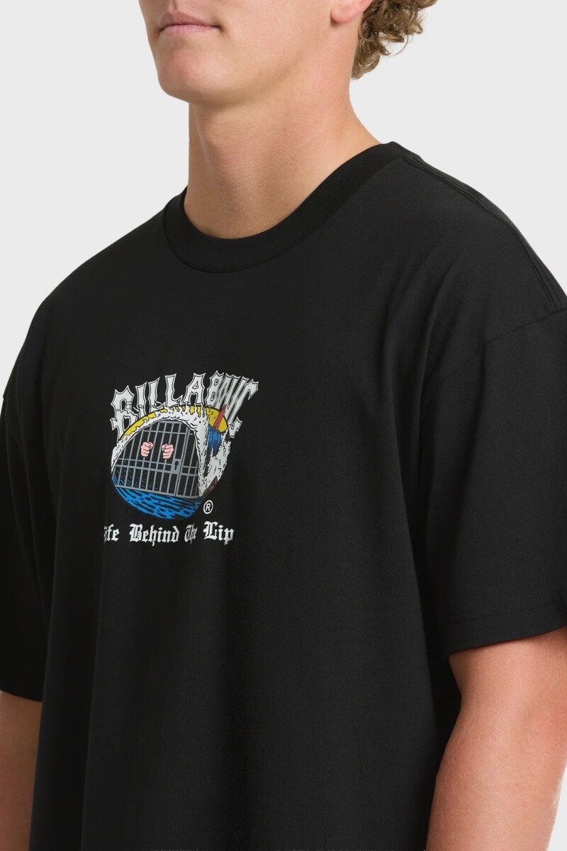 REMERA BEHIND THE LIP OG SS J-negro