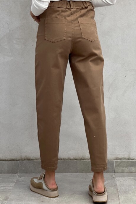 PANTALON BORG MARRÓN