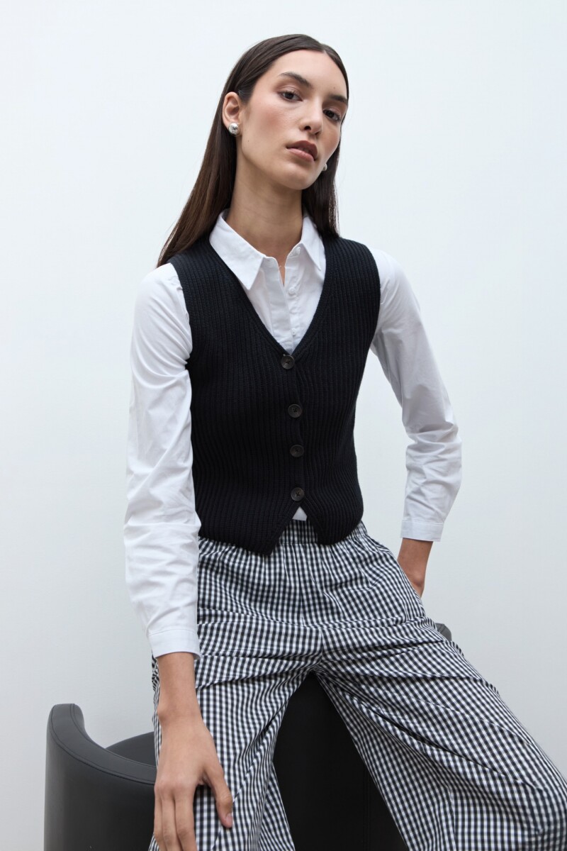 Chaleco tejido escote V - negro 