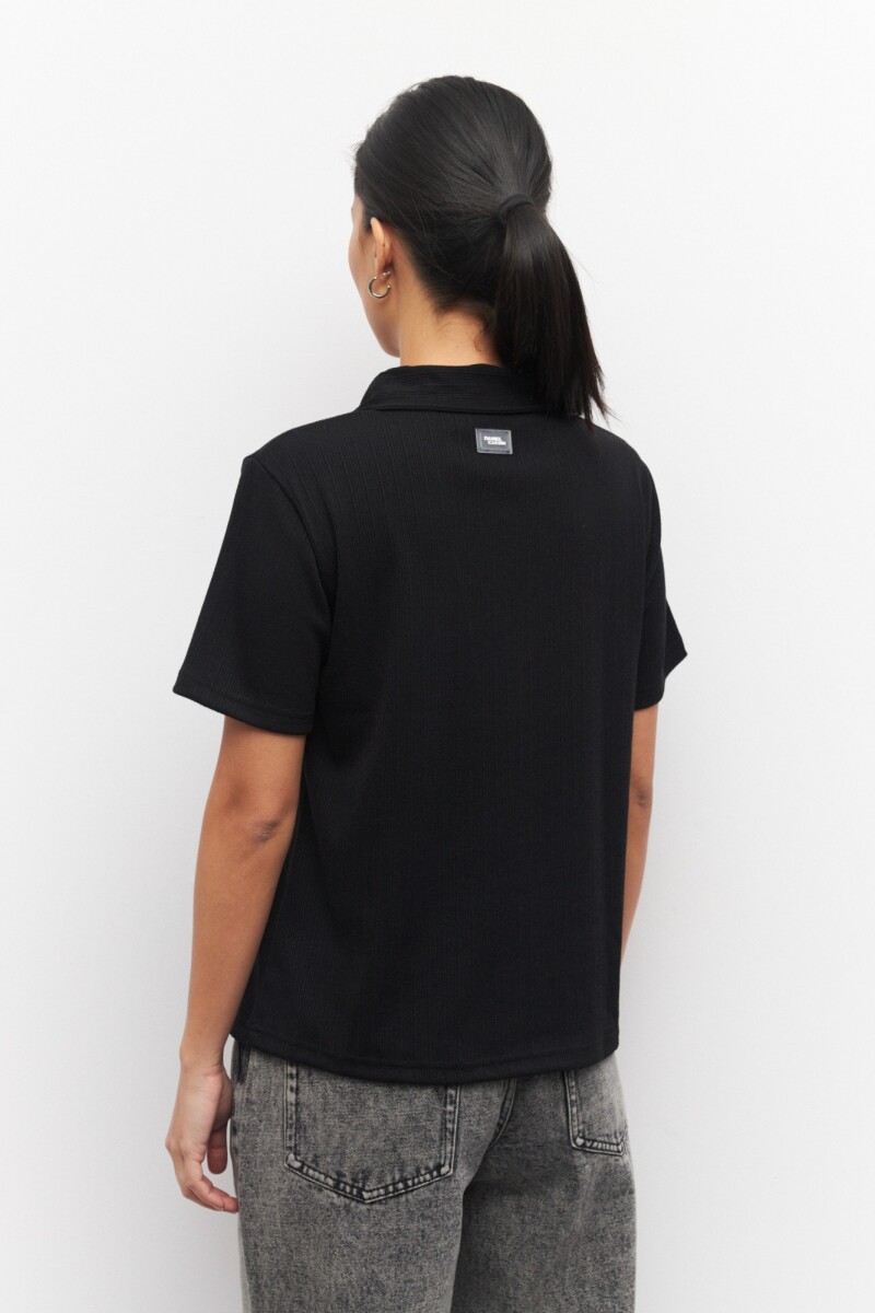 REMERA POLO Negro