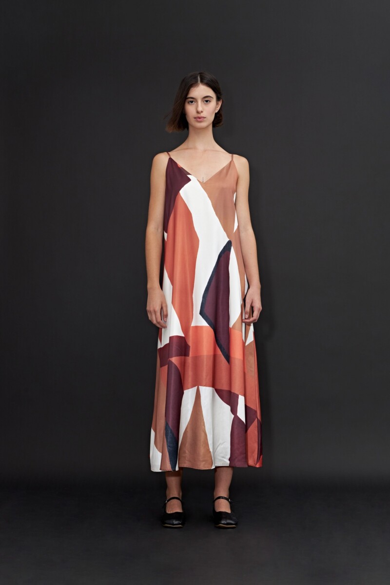 Maxi vestido con estampa abstracta lacre