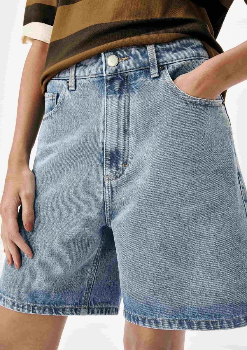 BERMUDA CINTURA MEDIA - AZUL 