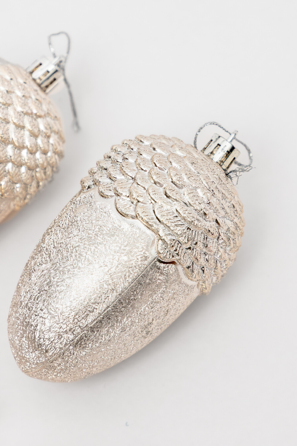 Colgante Esferas Piñas, 4un. Color Unico