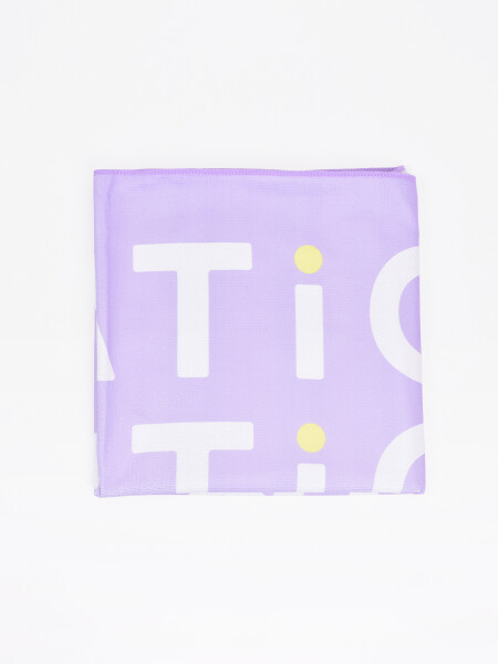 TOALLA PLAYERA MICROFIBRA LILA