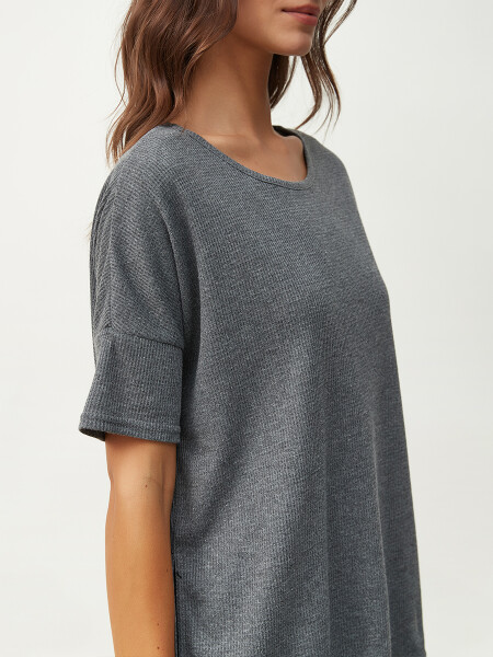 REMERA MENORCA GRIS OSCURO