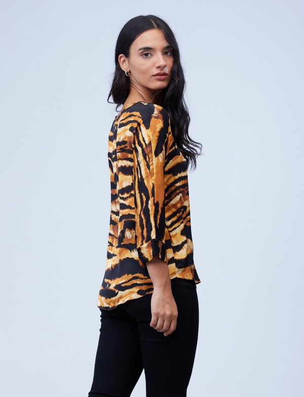 Blusa Gasa Print MULTI/NEGRO