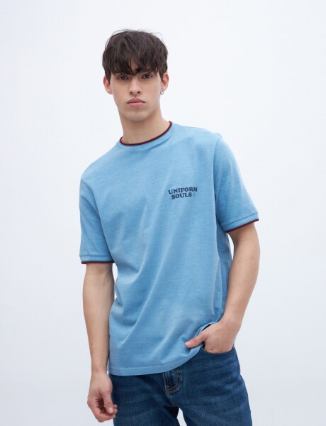 Remera Cairo Petroleo
