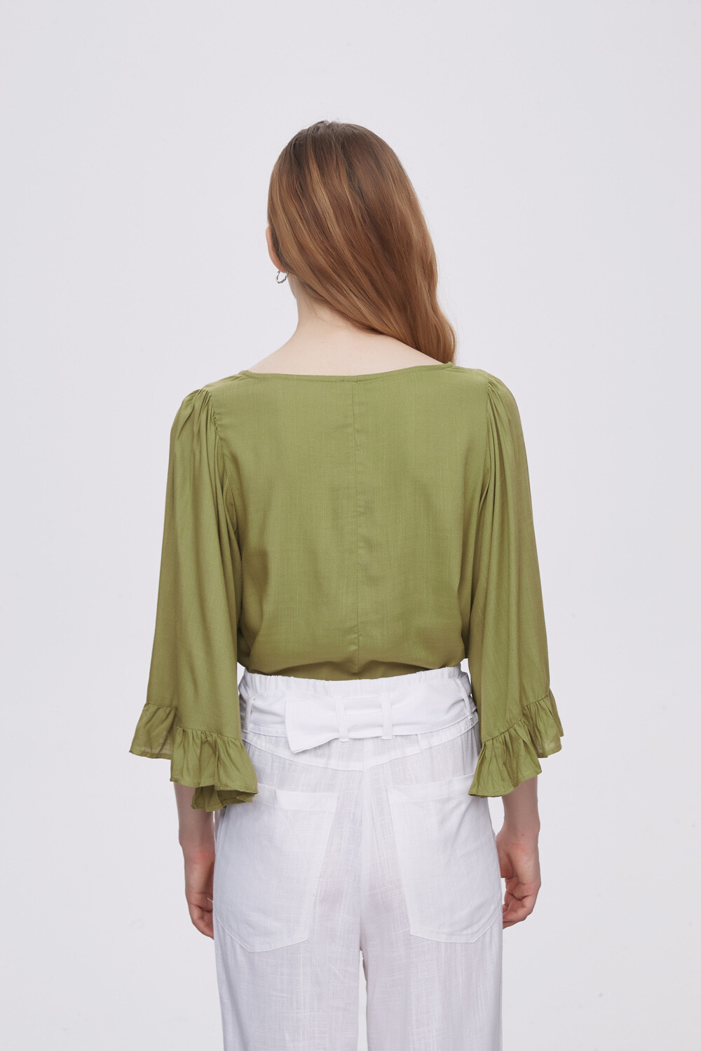 Blusa Mahrez Verde Oliva