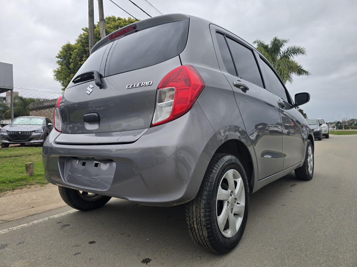 Suzuki Celerio GL 2020 EXCELENTE ESTADO! |Permuta / Financia Suzuki Celerio GL 2020 EXCELENTE ESTADO! |Permuta / Financia