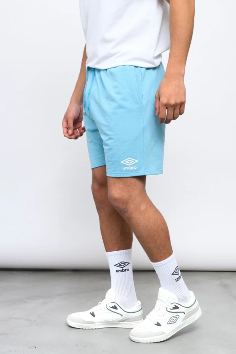 Bermuda Umbro Bas sin cierre Celeste