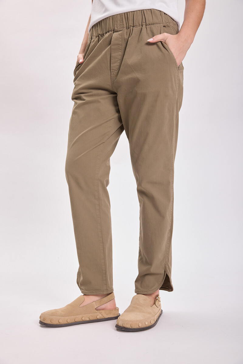 Pantalón casual Verde