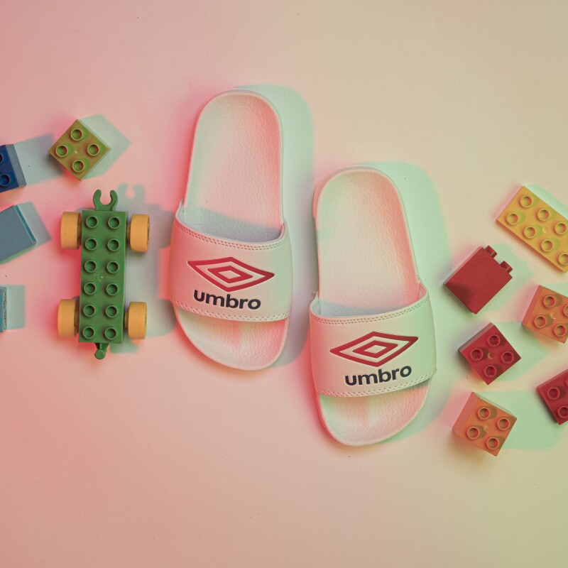 Chanclas Infantiles Umbro Locker Room Blanco - Rojo - Azul Marino