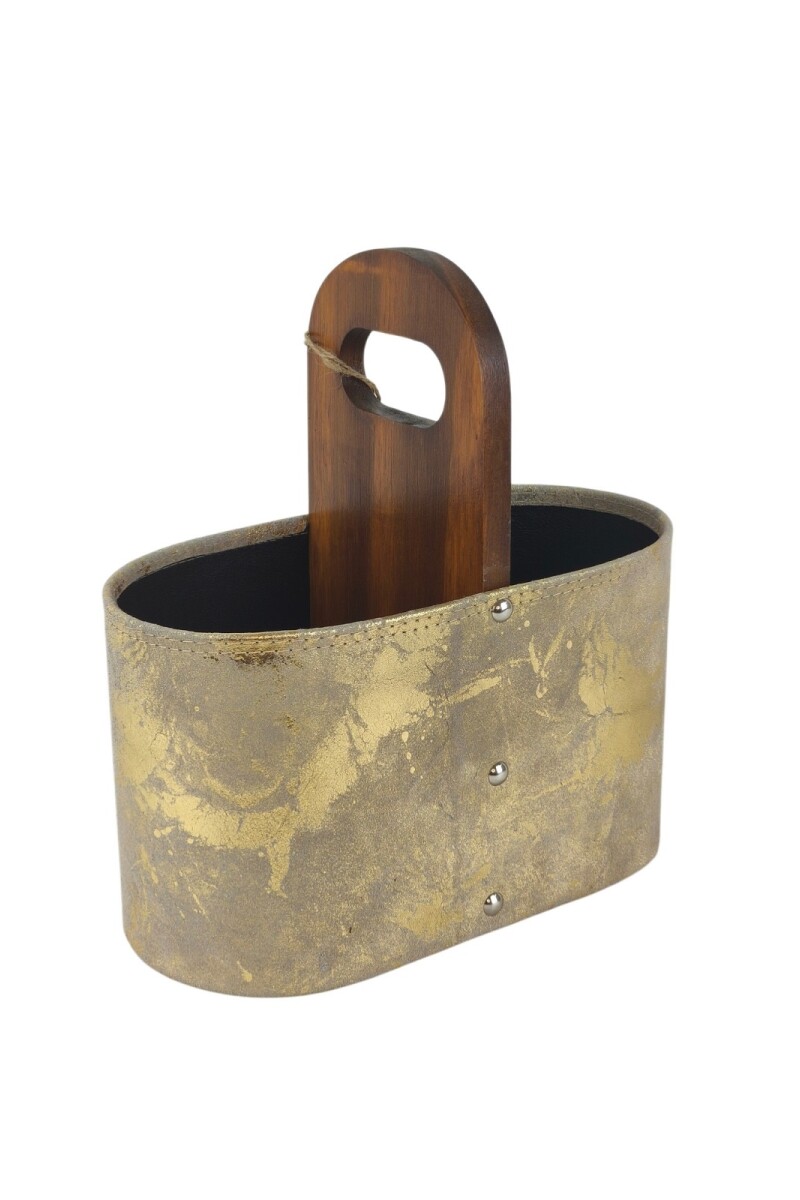 Matera Artesanal de Cuero con Detalles Metalizados Beige con dorado