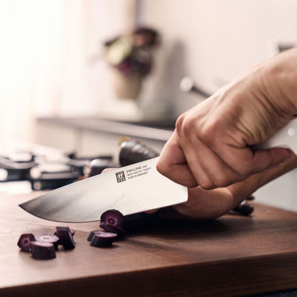 ZWILLING CUCHILLO DE CHEF BLANCO - ZW PRO 20CM ZWILLING CUCHILLO DE CHEF BLANCO - ZW PRO 20CM
