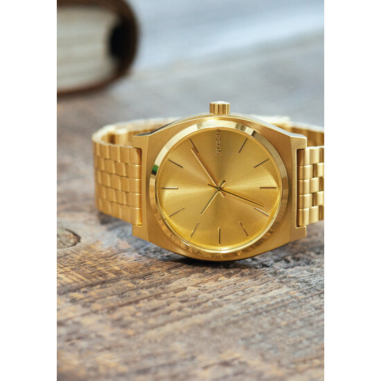 Reloj Nixon Clasico Acero Oro 0