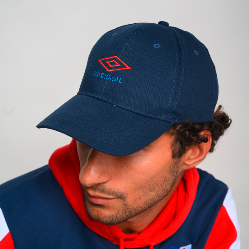 Gorro Umbro Nacional de Hombre Azul