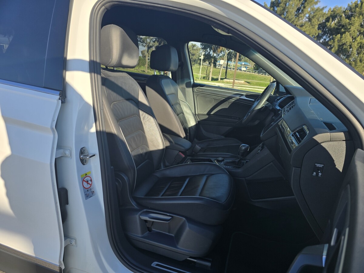 Volkswagen Tiguan Highline 2.0 7Pax | Permuta / Financia Volkswagen Tiguan Highline 2.0 7Pax | Permuta / Financia