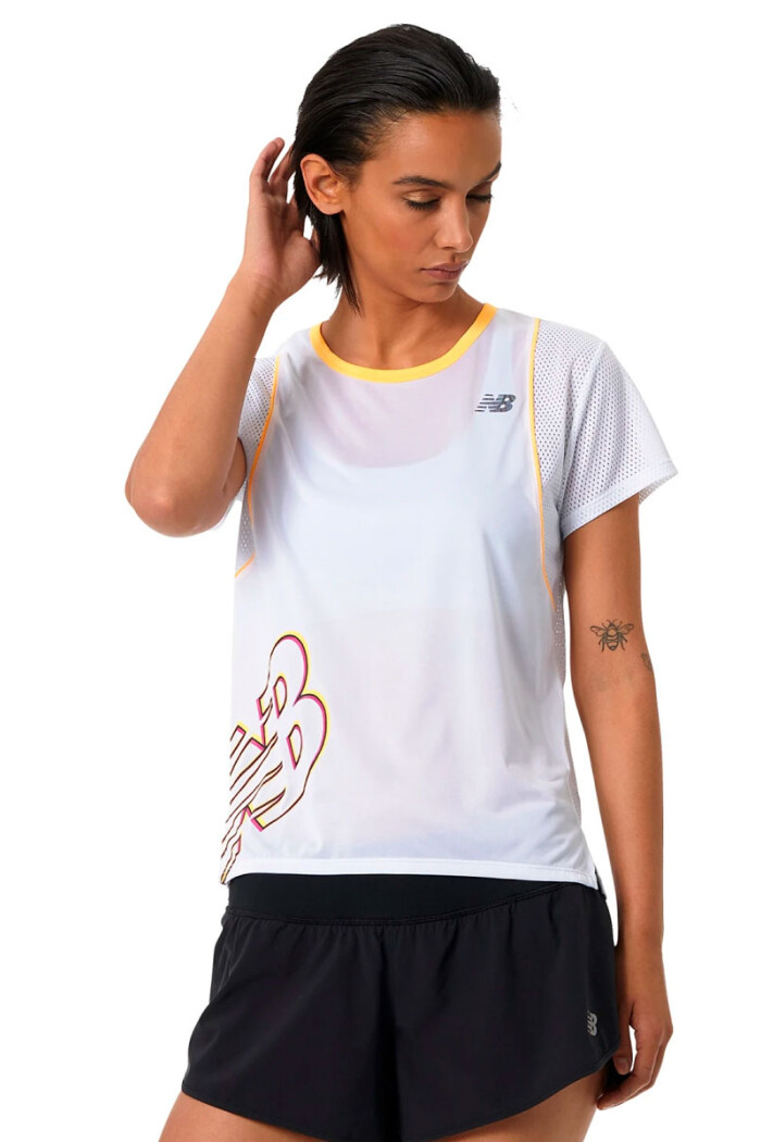 REMERA MUJER NEW BALANCE PRT F FLT SS Blanco