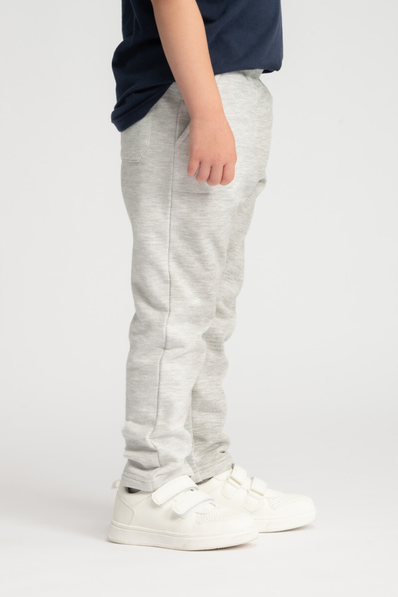 Pantalón deportivo básico Gris