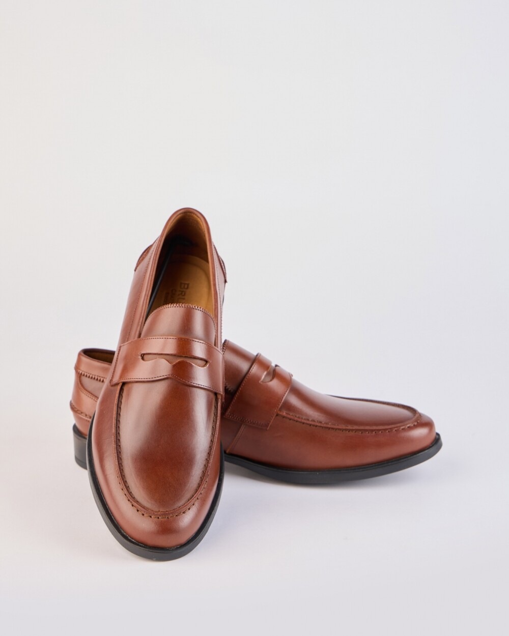 Mocasin Windsor Cuero / Suela Goma - Negro Whisky